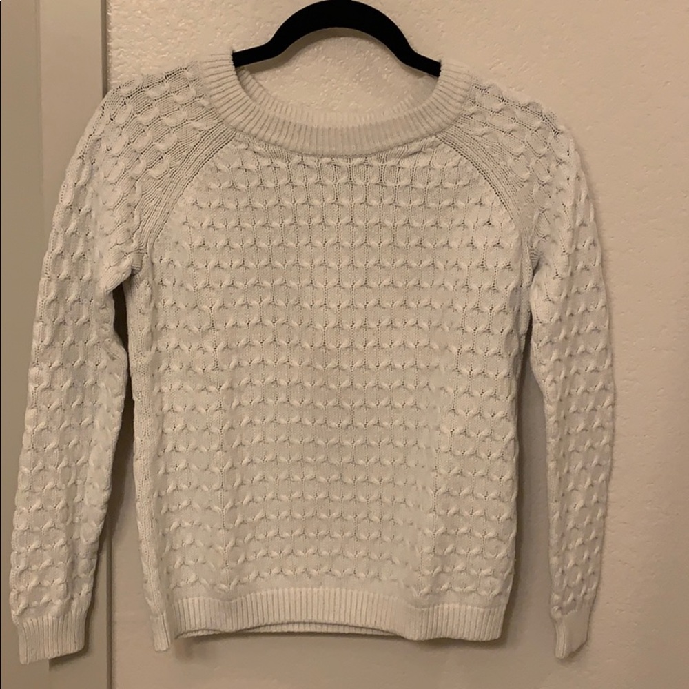 White Old Navy Knit Crewneck Sweater